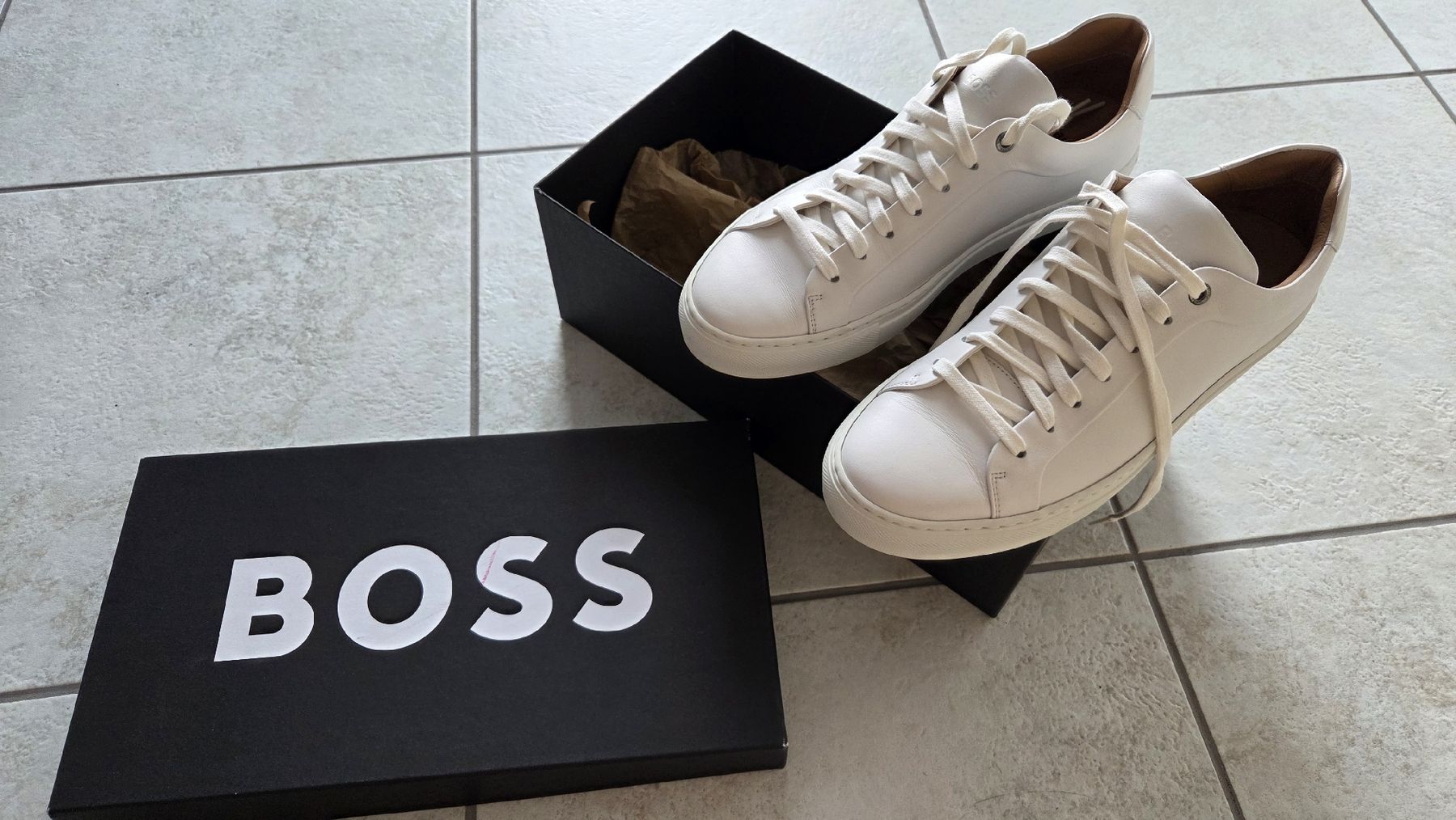 Hugo Boss Scarpe da uomo: BOSS Sneaker 'Mirage' in Offwhite – Nuovo (secondo la descrizione) da Suhr venduto da Afterburner84