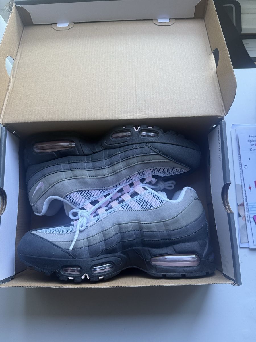 Nike Herrenschuhe: Nike Air Max 95 tg. 44 – Neu und originalverpackt aus Pully von football_shirts 1
