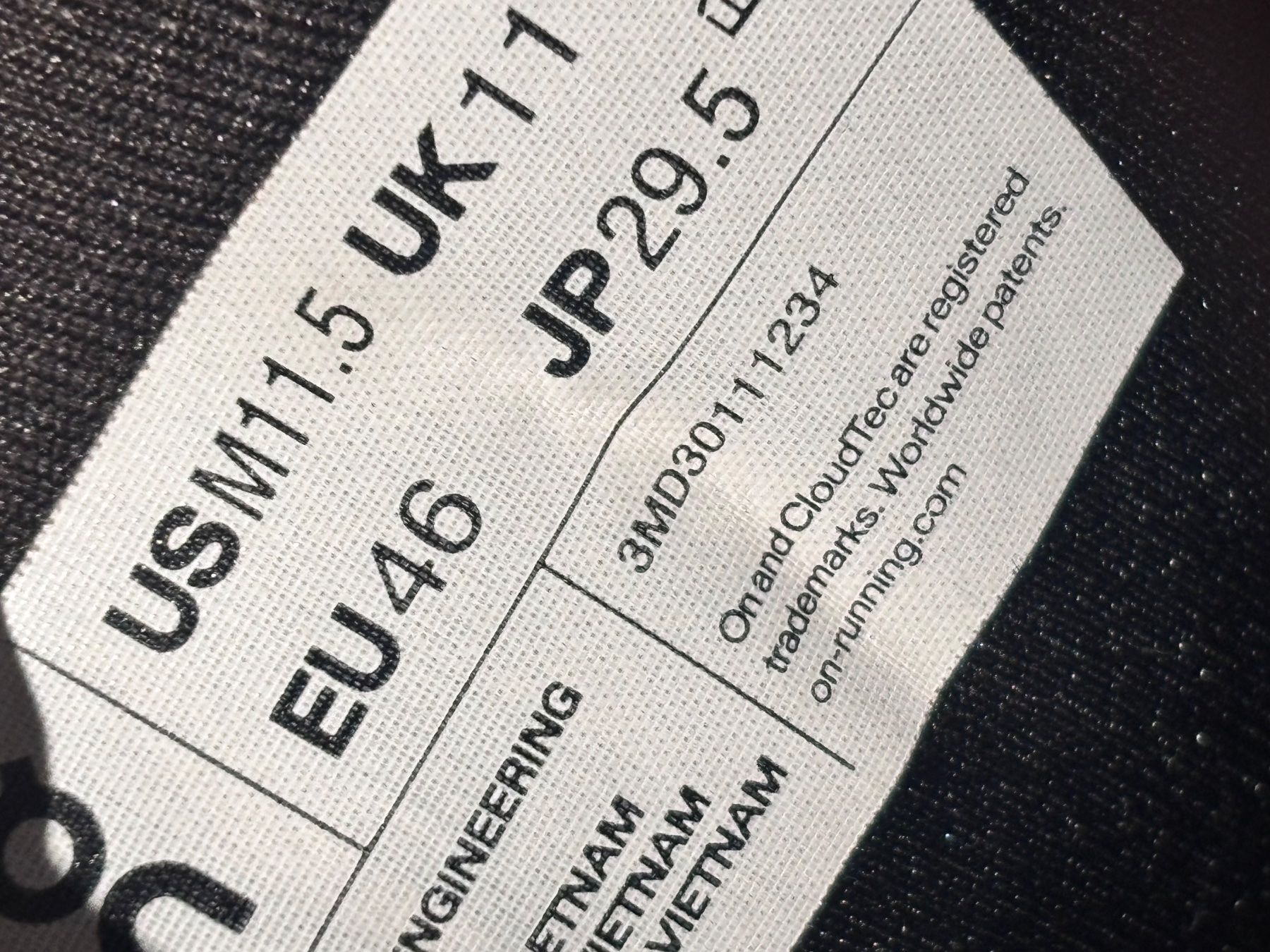 On Herrenschuhe: Laufschuhe ON Helion 46 – Gebraucht aus Zürich von engebrunau 3