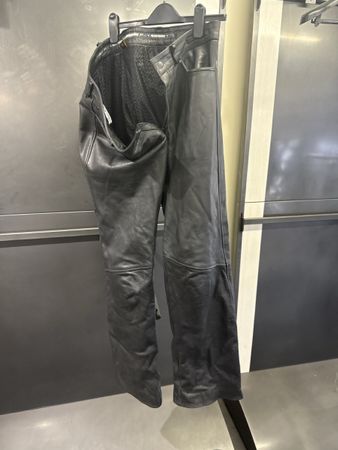 Lederhose Gr. 33 für Motorradfahren, perfekt für jede Jahres