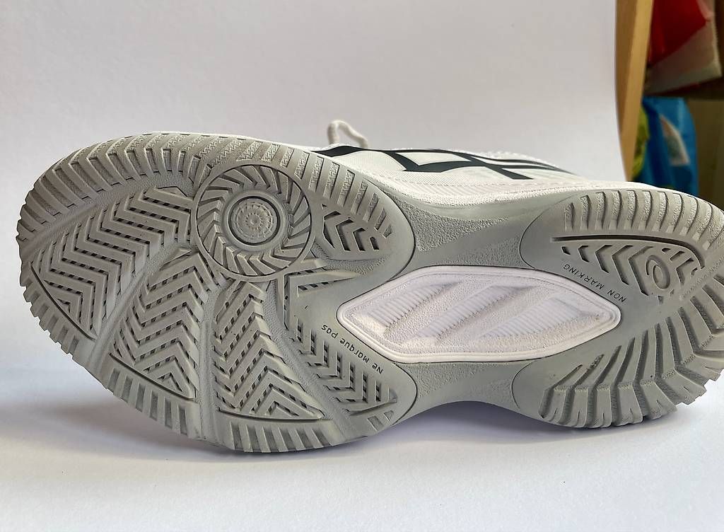 Herrenschuhe: Chaussures Asics, pointure 34,5 – Gebraucht aus Carouge GE von Noxynox2000 3