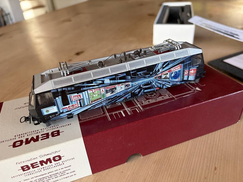 Modelleisenbahnen: Bemo RhB H0m Werbelok Sonntagsblick – Neu und originalverpackt aus Malix von EnKof03 3