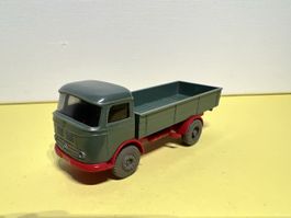 Wiking Mercedes LP 321 Pritschenlaster 1/87