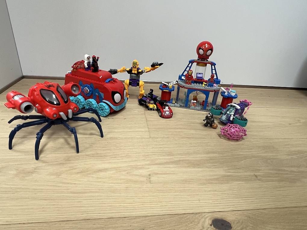 Giocattoli: Spidey Truck + Zentrale – Usato da Ecublens VD venduto da antonisp 4