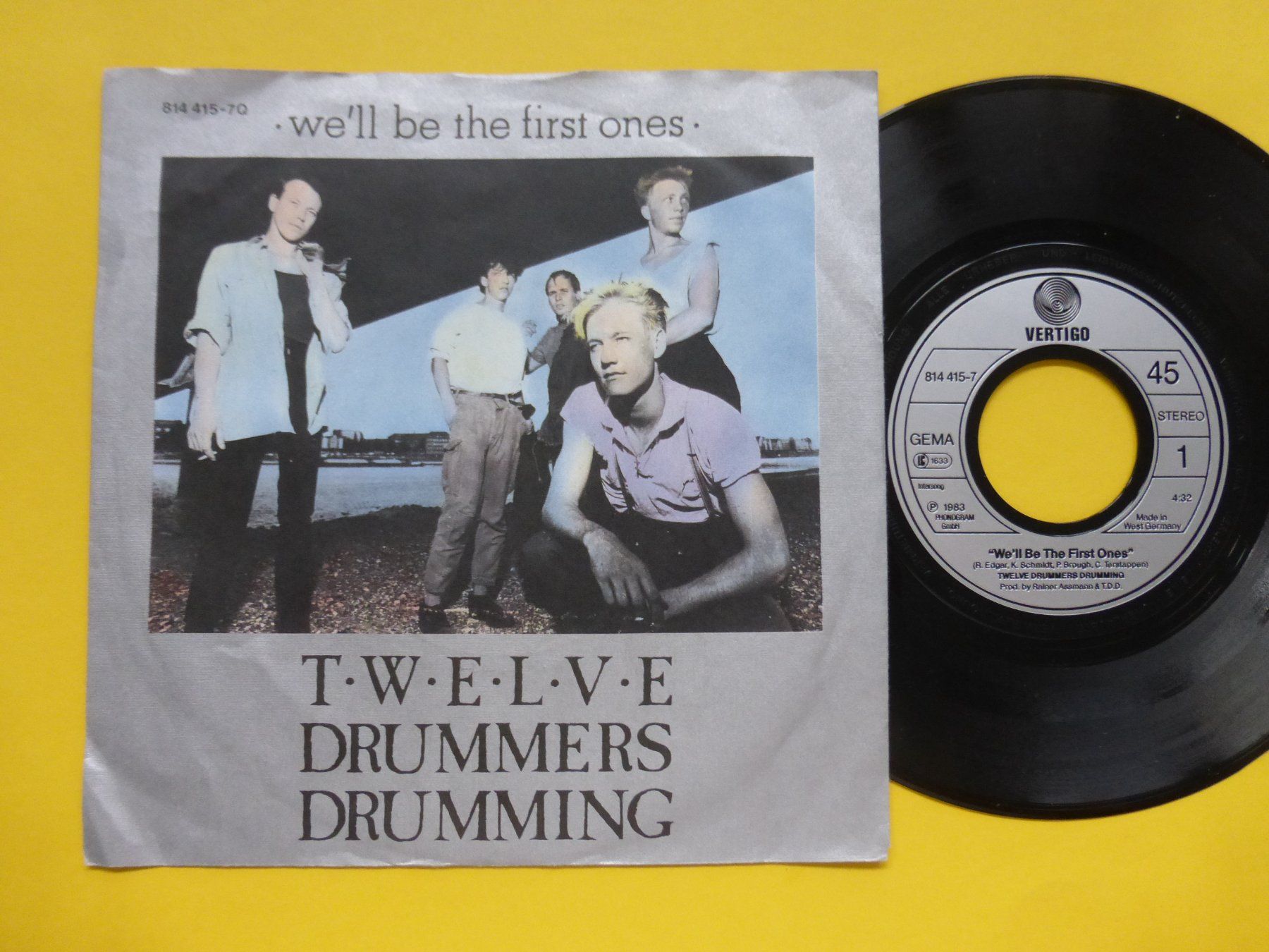 Dischi in vinile: Twelve Drummers Drumming – We'll Be The First Ones – Usato da Zürich venduto da Swiss57