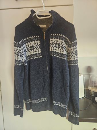 Herrenpullover Gr. M dunkelblau Zipper