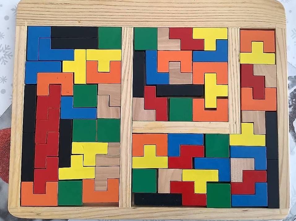 Giochi: Katamino en bois comme neuf – Usato da Icogne venduto da luna.16 2