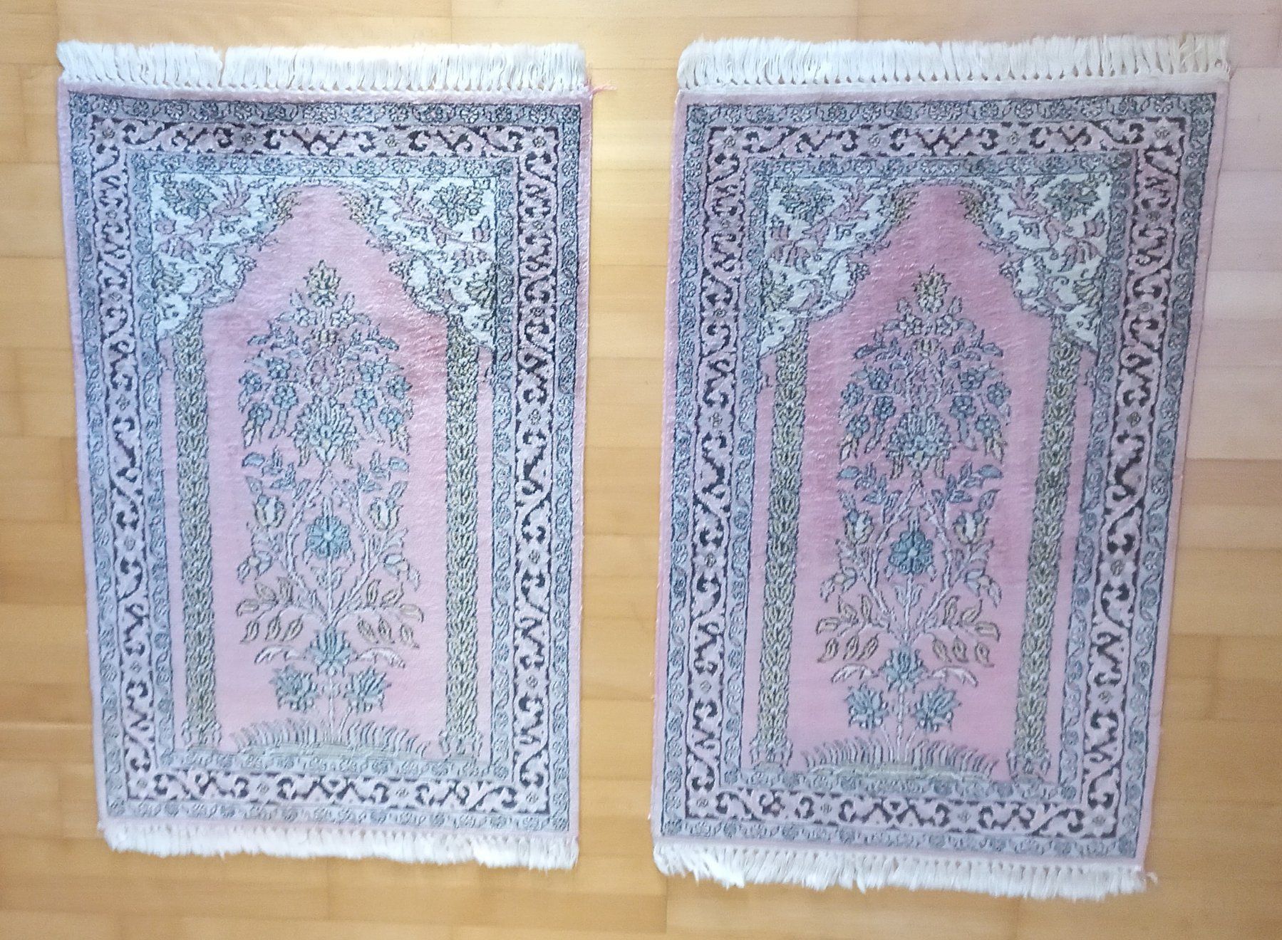 Tappeti: 2 x Seide Teppiche aus China – Usato da Lupfig venduto da ghega 1