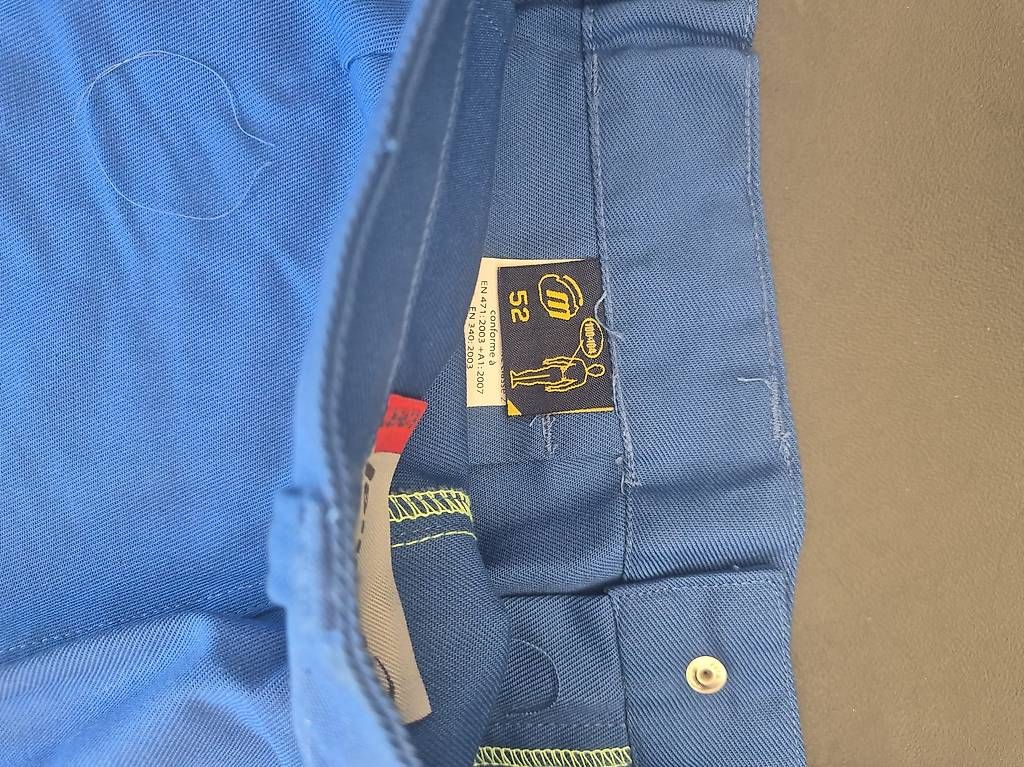 Hosen: Pantalon molinel haute visibilité  – Gebraucht aus Miège von mou_57rn 2