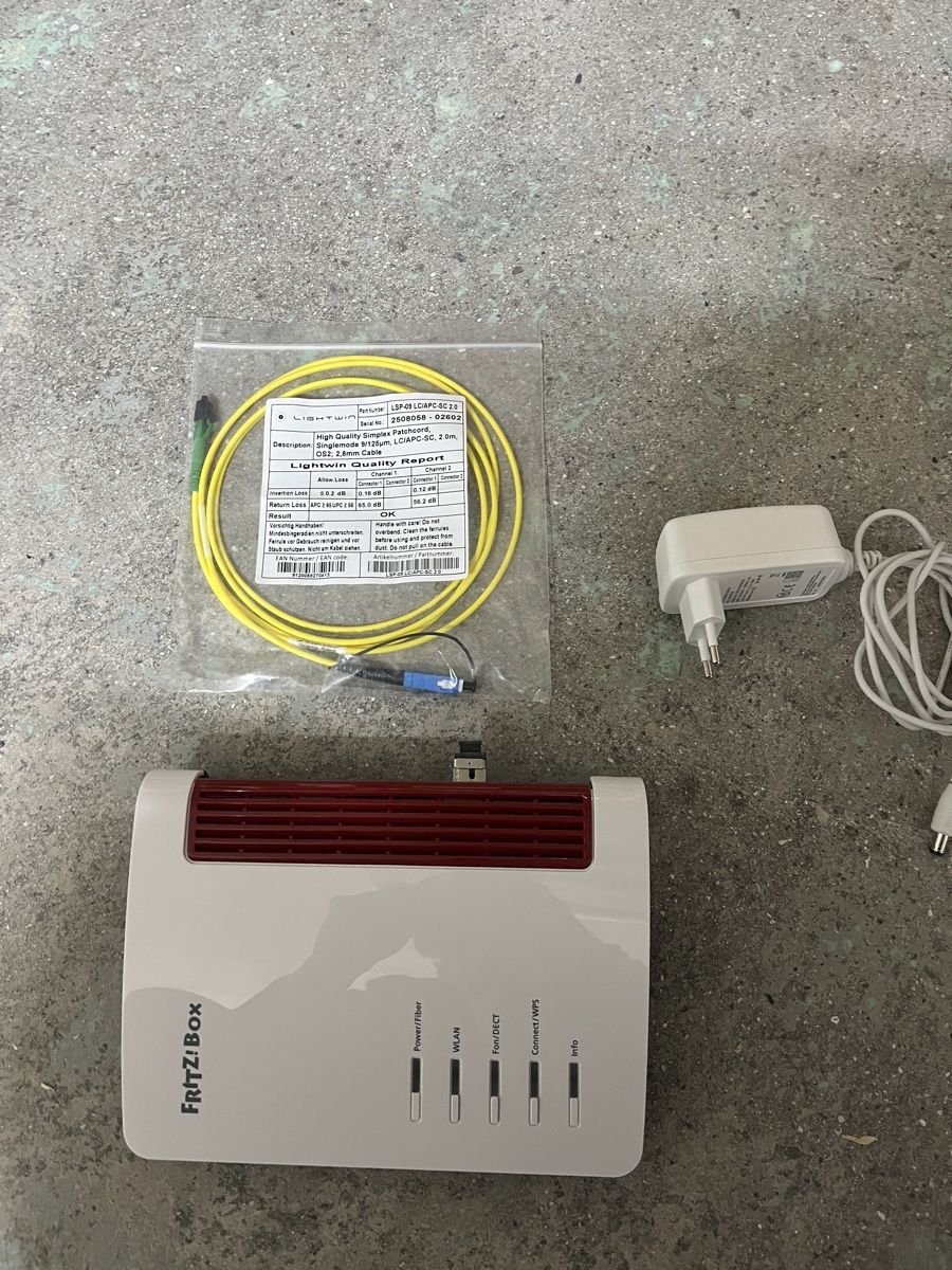 Fritz Modem & Router: Fritzbox 5530 Fiber inkl. Anschlusskabel – Usato da Bauma venduto da Flavio_P