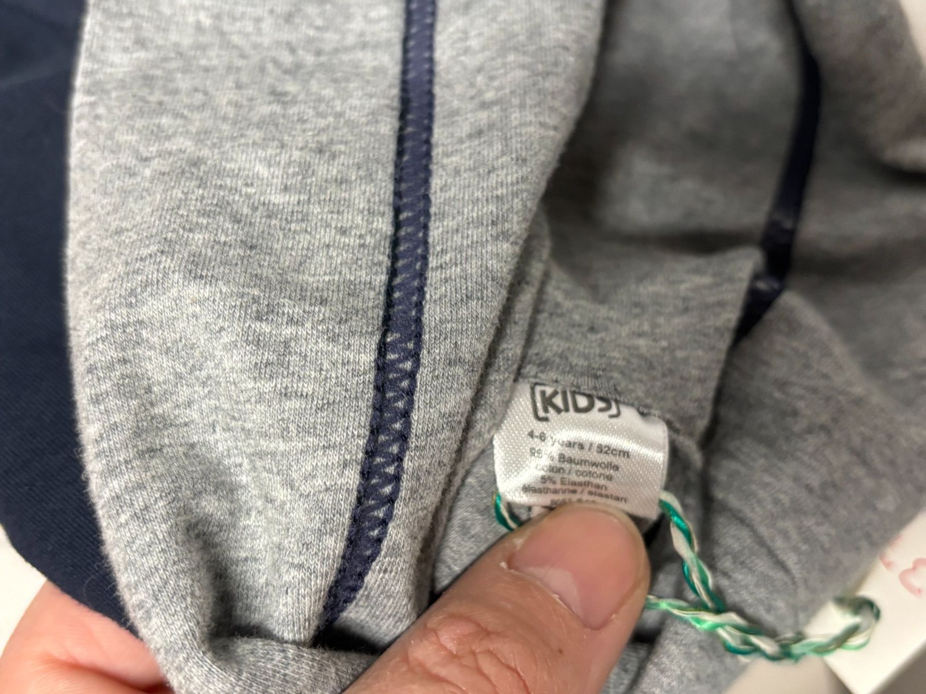 Altro abbigliamento per bambino: Bonnet dinosaure doublé 4 - 6 ans – Usato da Salvenach venduto da gwenwywar 1