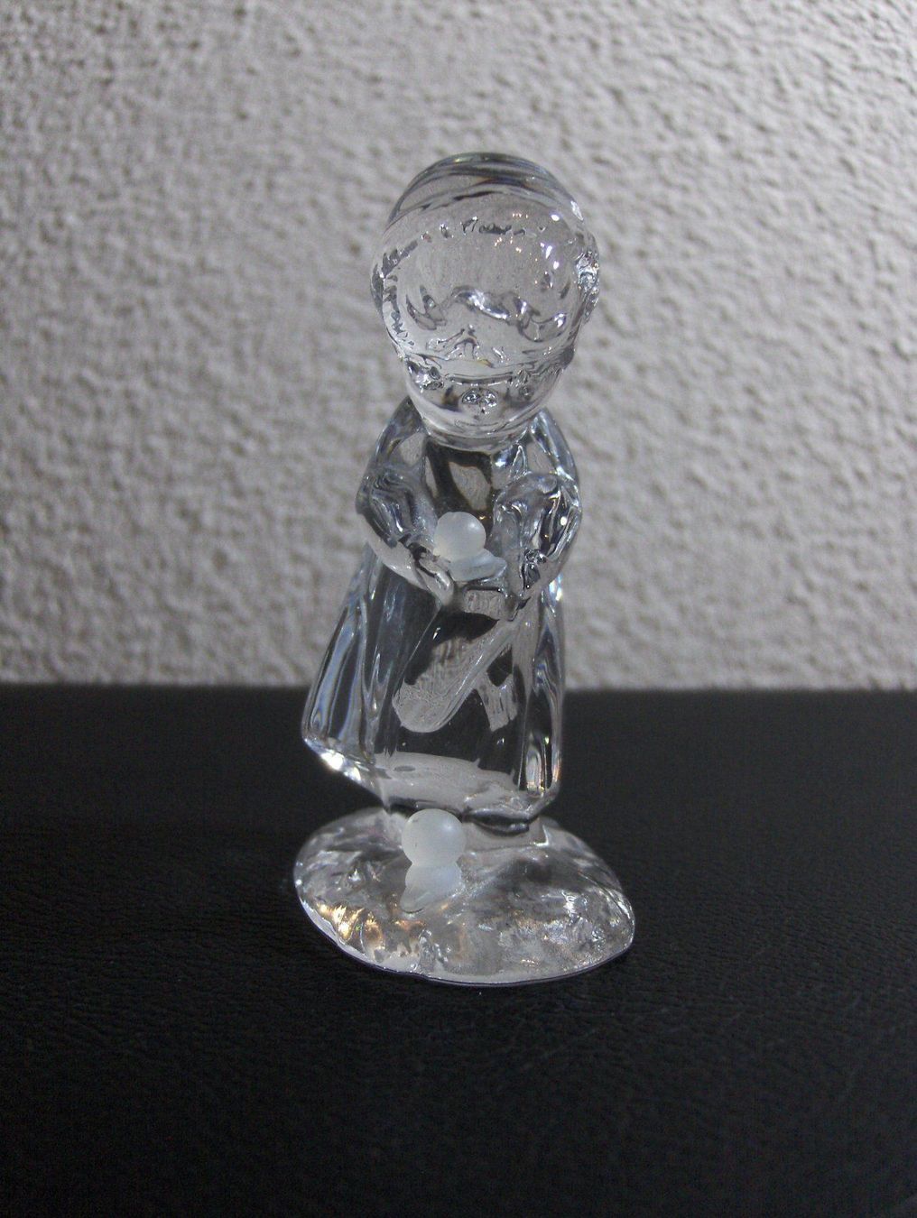 Figurines: Mädchen Figur Bleikristall – D'occasion à Dübendorf par alracfo