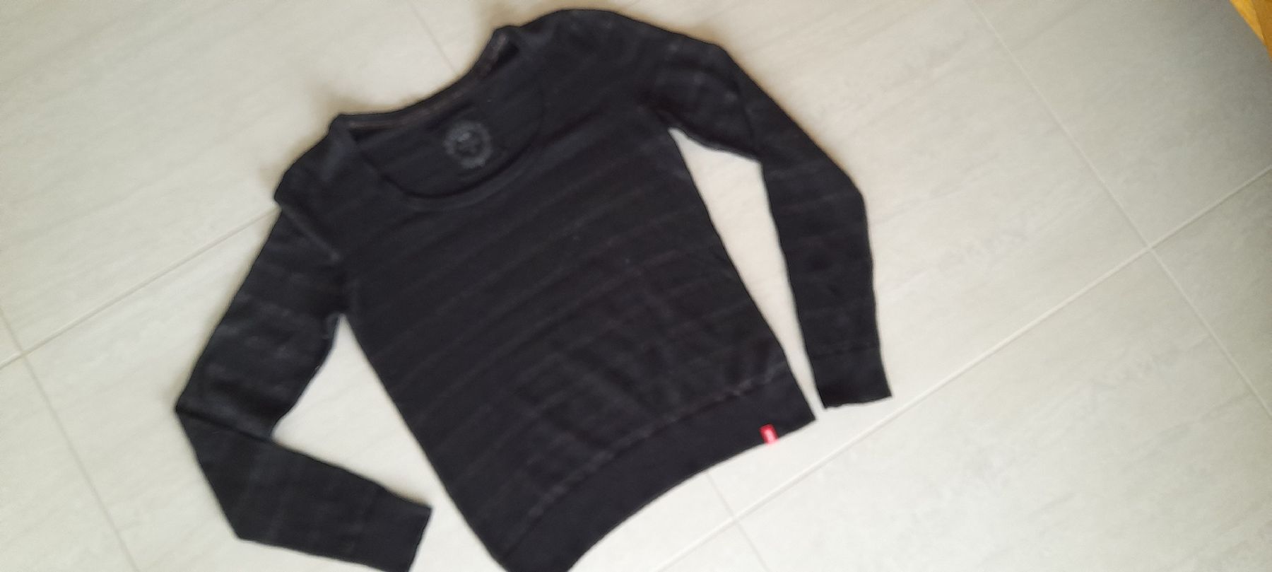 Esprit Maglioni & Felpe: Pull noir Pulli Edc by Esprit M – Nuovo (secondo la descrizione) da ERLINSBACH venduto da doudouce