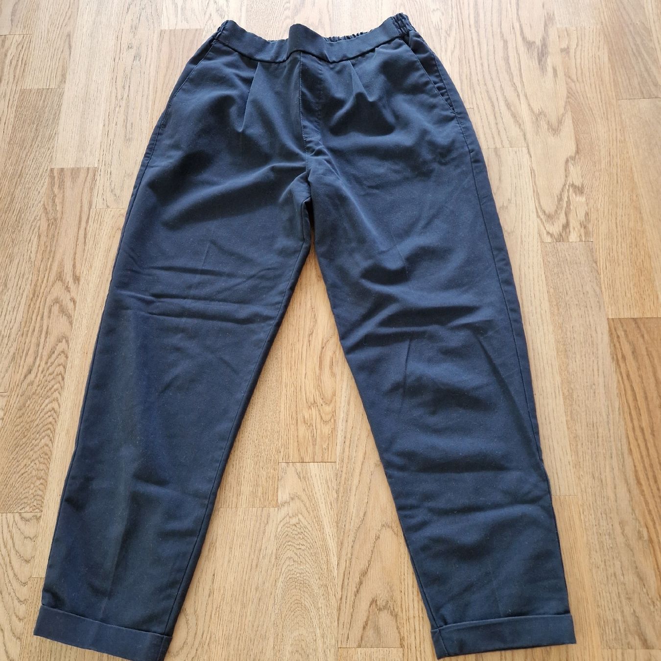 Pantaloni: Pull&Bear Stoffhose, Grösse M, Dunkelblau - chique – Usato da Nendeln venduto da Zopfie_ 1