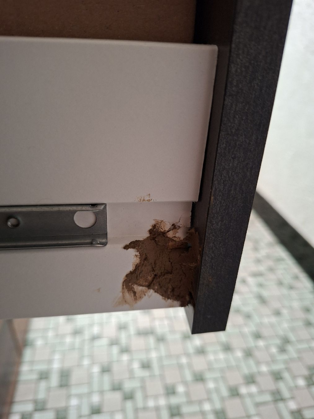 Büffets: Meuble commode 4 portes 2 tiroirs – Gebraucht aus Gumefens von izalala 8
