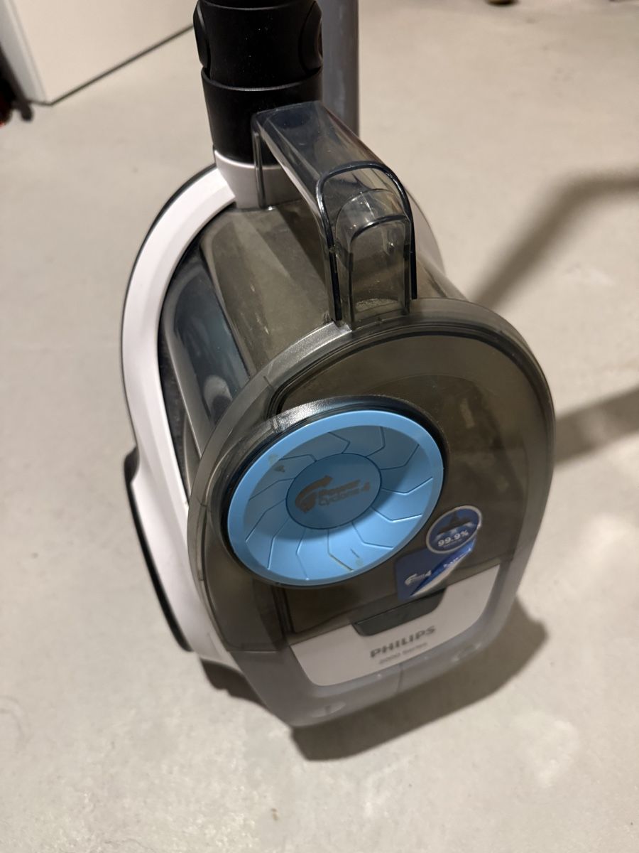 Philips Aspirapolveri & Accessori: Philips Staubsauger 2000 Series - XB2122/19 – Usato da Lenzburg venduto da Reniss_