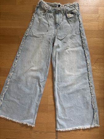 H&M Baggy Jeans DIVIDED, Gr.34, Loose Fit, Hellblau, NEU!