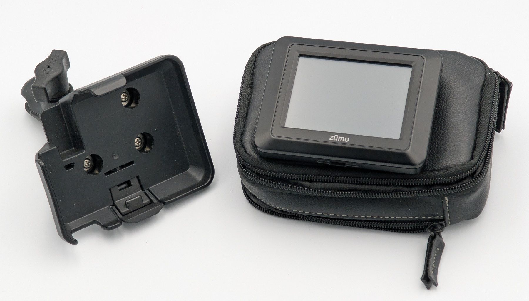 Garmin Navigatori: GARMIN ZUMO 220 pour Moto – Usato da Torny le Grand venduto da cla_w6np 3