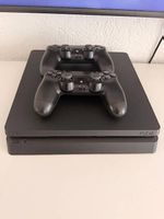 Sony PlayStation 4 Konsole mit zwei Controller Schwarz 500GB