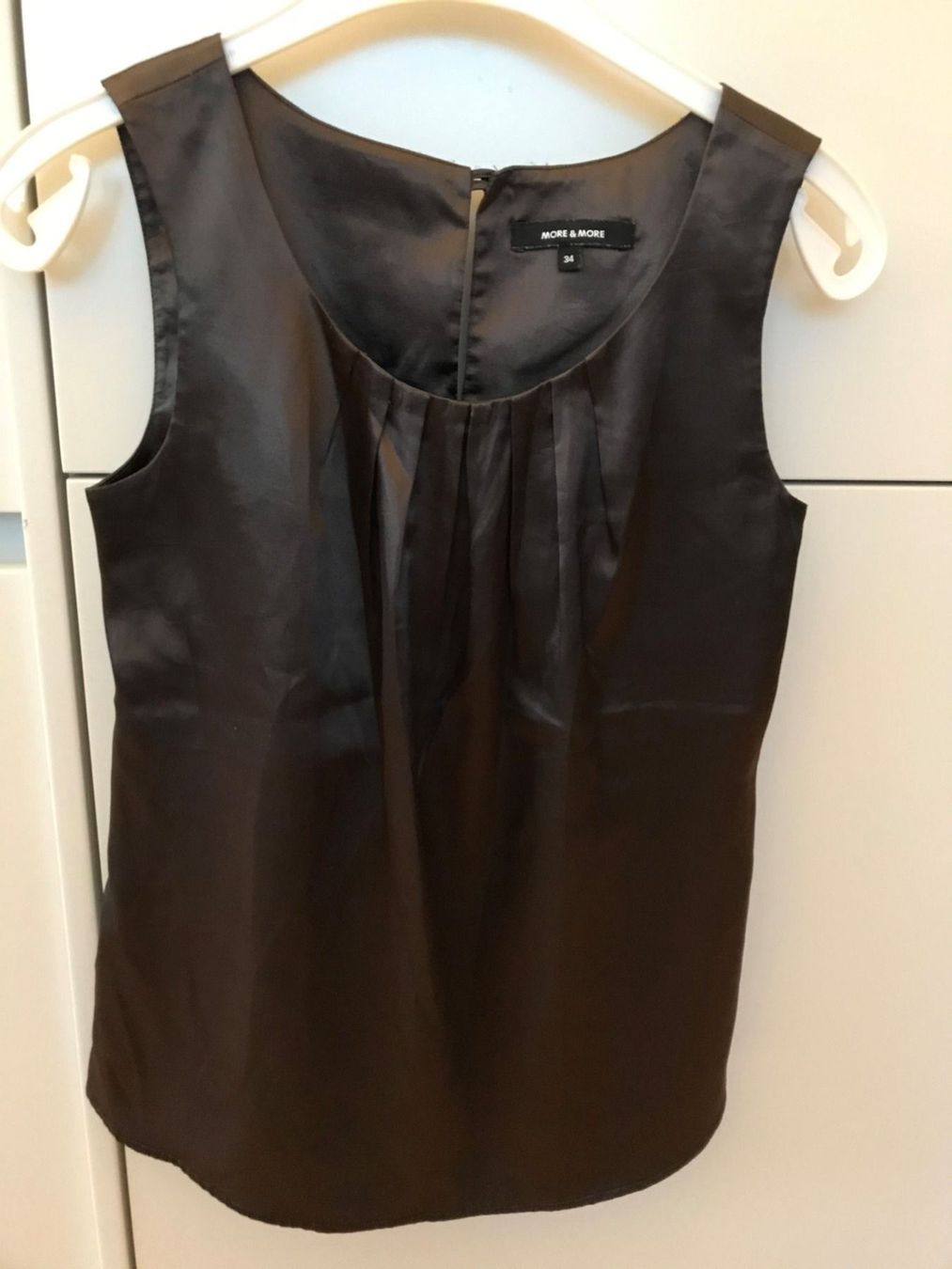 Tops: More & More: Dunkelbraunes Glanz-Top, Gr.34 – Gebraucht aus Zürich von LisM.