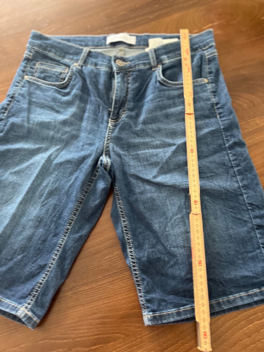 Angels Jeans: Damen Jeans Shorts Angels Gr. 42 – Usato da Ebmatingen venduto da Mistelu 4