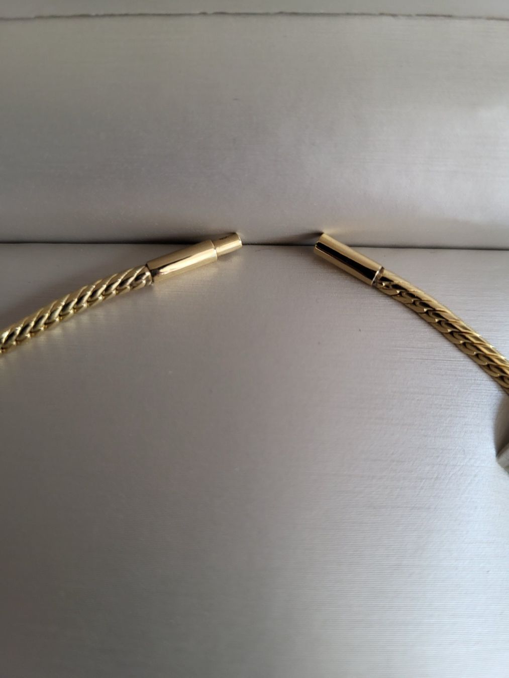 Colliers: Collier Gelbgold 750 – D'occasion à Fehraltorf par Howe 2