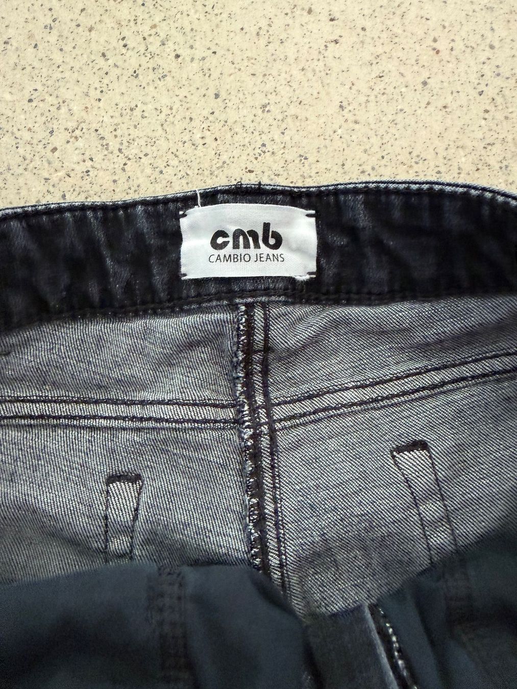Cambio Jeans: Jeans "Cambio", Gr. 38 – Usato da Diepoldsau venduto da Luec0 1