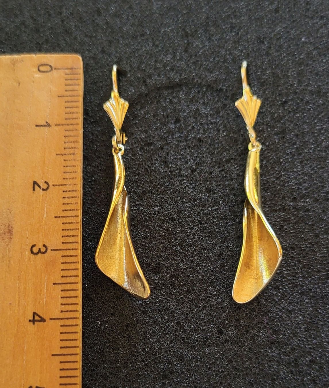 Orecchini pendenti & Orecchini a lobo: Gold 585 Ohrstecker – Usato da Wald ZH venduto da Dasilver