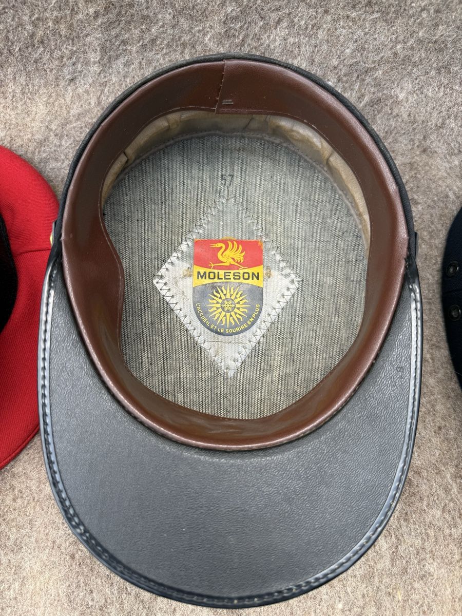 SBB/CFF/FFS Uniformes: Lot couvre-chef CFF – D'occasion à Fribourg par Ardoffel 5