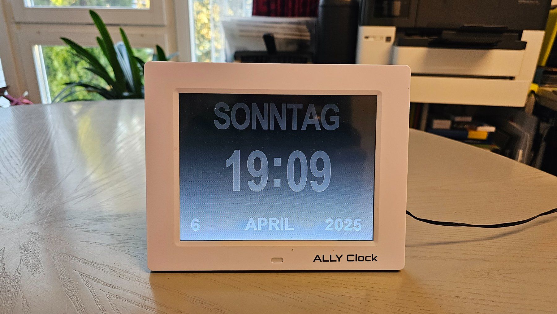 Demenz-/Senioren-Uhr ALLY Clock, grosse Anzeige, Wochentag