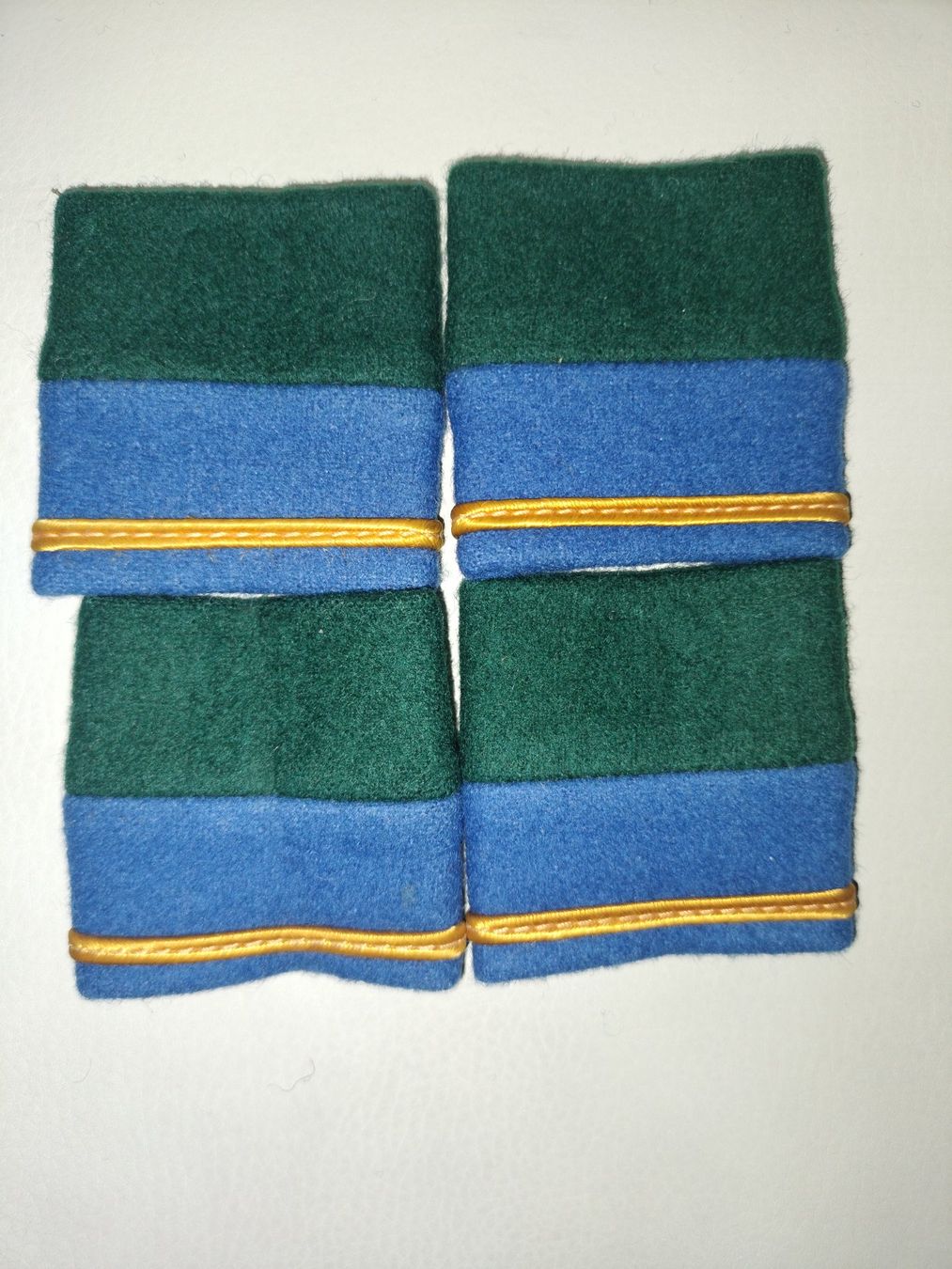 Schweizer Armee Uniformen: Schweizer Armee Militär Uniform Schulterpatten – Gebraucht aus Schwanden Sigrisw von cadieux71