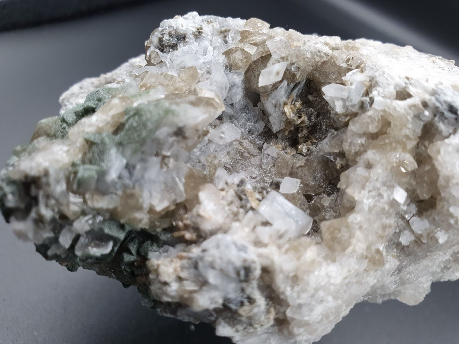 Minerali & Pietre curative: Adular, Phantomquarz und Titanit – Nuovo (secondo la descrizione) da Holderbank SO venduto da swiss-minerals 3