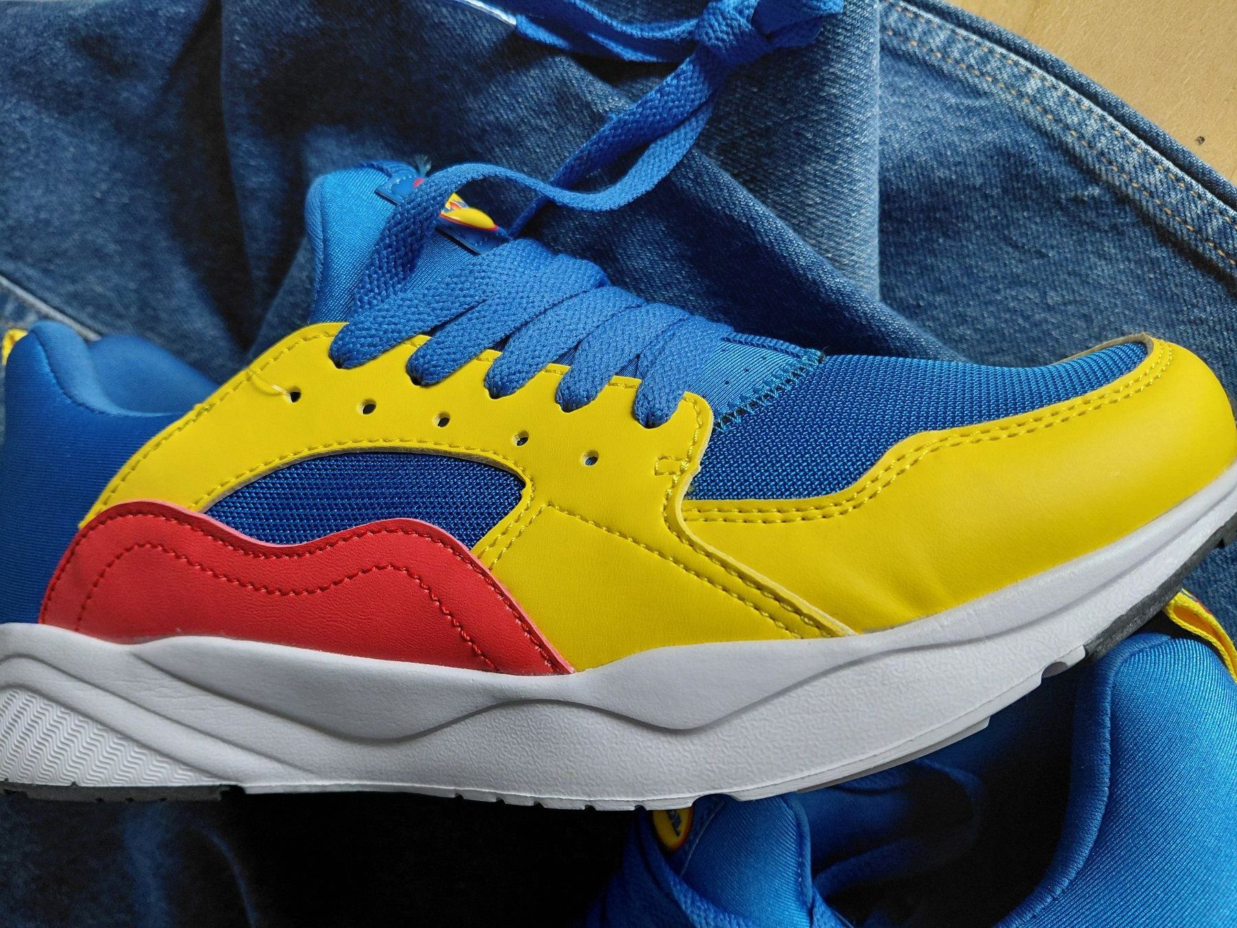 Scarpe da uomo: Sneaker Grösse 39 – Nuovo e nell'imballaggio originale da Obfelden venduto da ly59nx