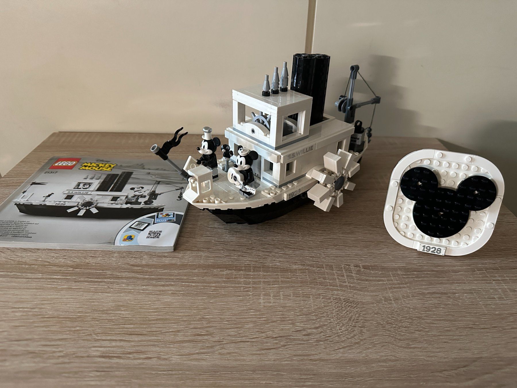 Lego Baukästen: LEGO 21317 Steamboat Willie – Gebraucht aus Basel von Don-Angel