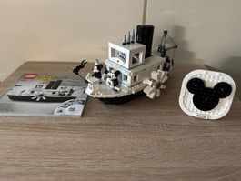 LEGO 21317 Steamboat Willie