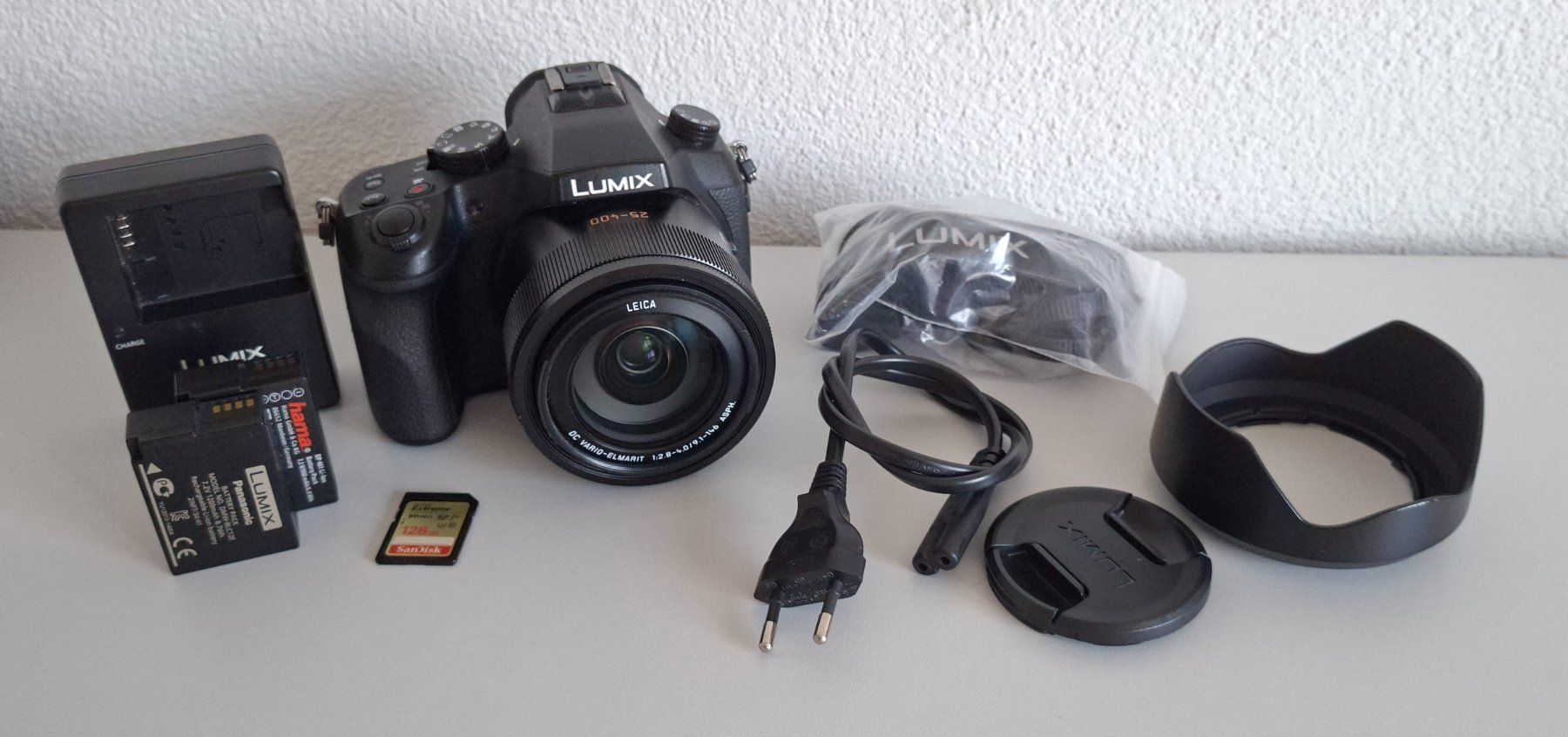 Panasonic Appareil photo: PANASONIC LUMIX FZ1000 SET – D'occasion à Oftringen par Fliby
