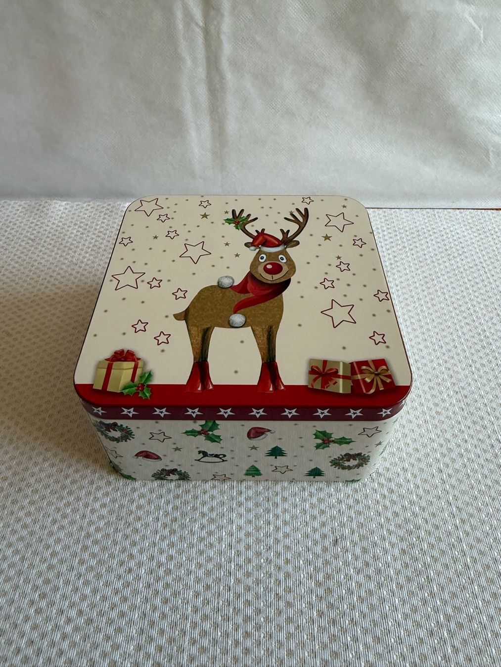 Contenitori & Simili: Boîte à biscuits - décor de Noël – Usato da Sion venduto da accroshoes