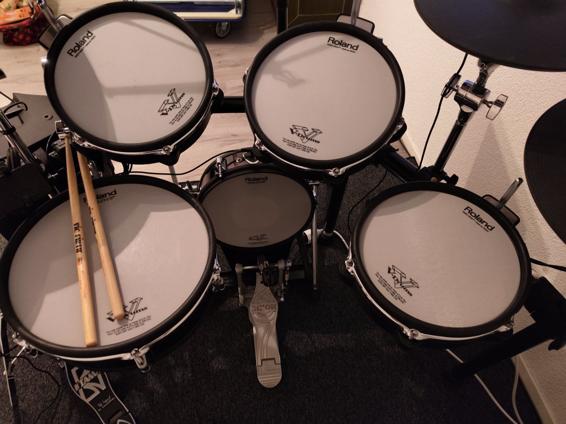 Strumenti musicali: Roland TD 30-K – Usato da Niederbipp venduto da nmvg 1