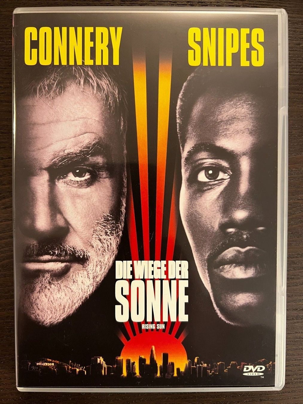 Tutti i DVDs: Die Wiege der Sonne – Usato da Zürich venduto da FilmFreunde