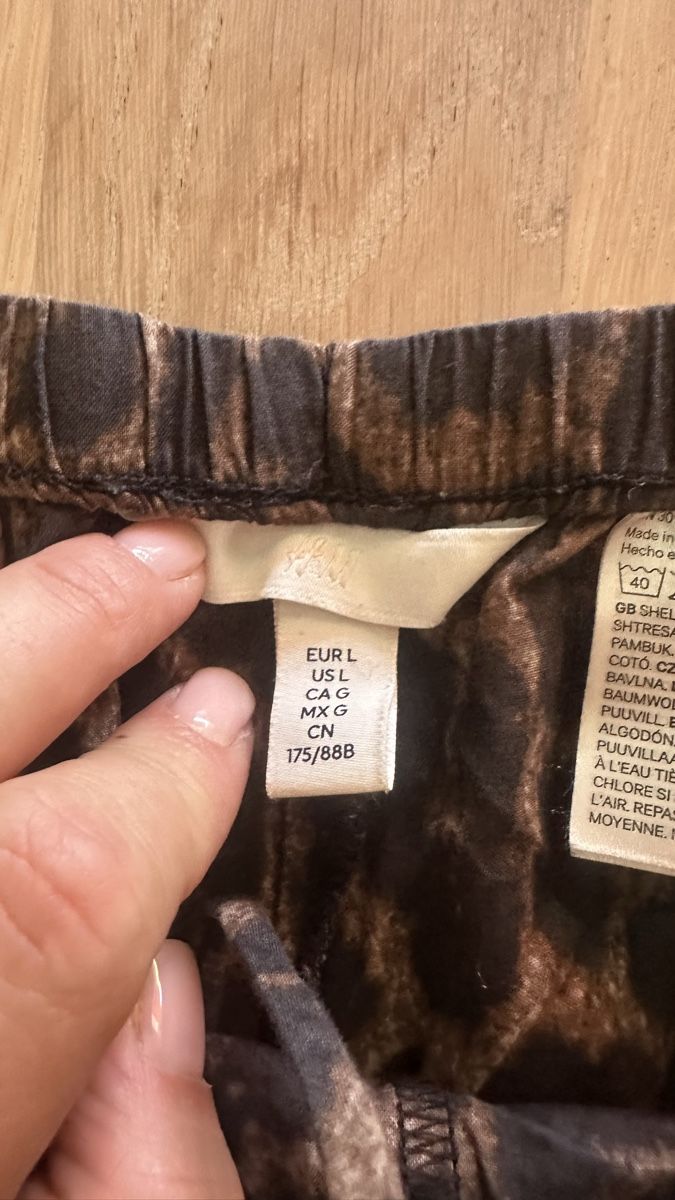 H&M Pantalons: Damen Leo Freizeithose Gr. L 100% Baumwolle – D'occasion à Winterthur par whatdreamz 3