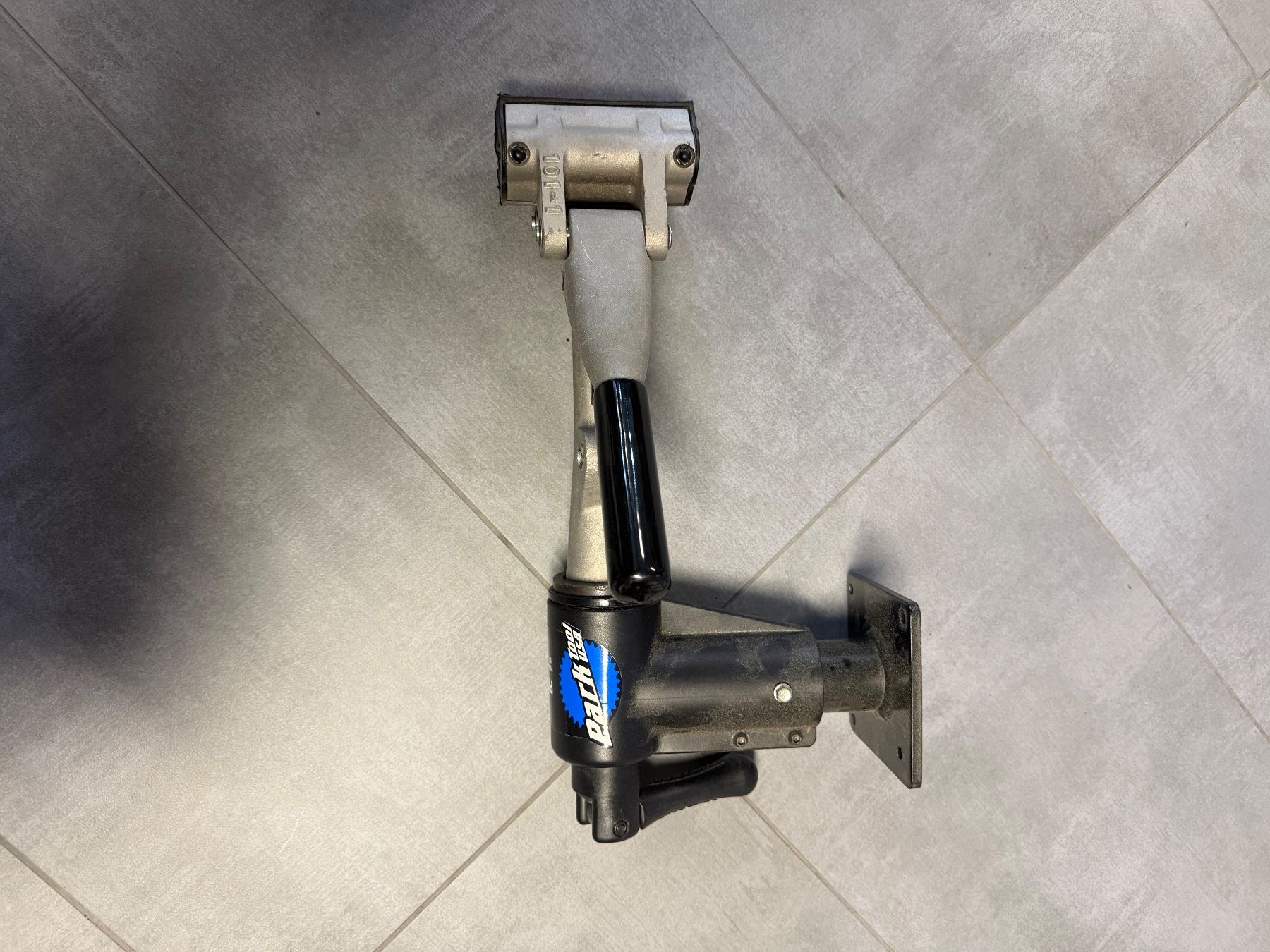 Park Tool Cavalletti per biciclette: Montageständer Park Tool PRS 7 – Usato da Alterswil venduto da Ski-und-Bike-Garage 1