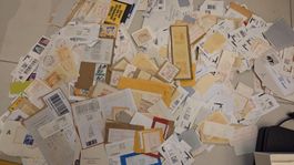 600 gr. inkl. Schachtel Postautomation Briefe und Ausschnitt