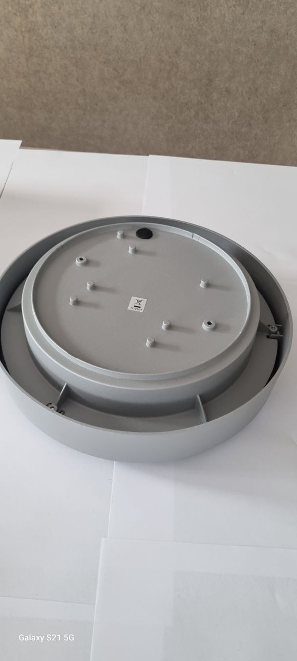 Lampade: Deckenlampen aus Robuste Metall Gehäuse Einbrennlackierung – Nuovo e nell'imballaggio originale da Geroldswil venduto da jmop 5