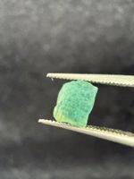Pierres brutes bleu-vert – Grandidiérite probable – Lot