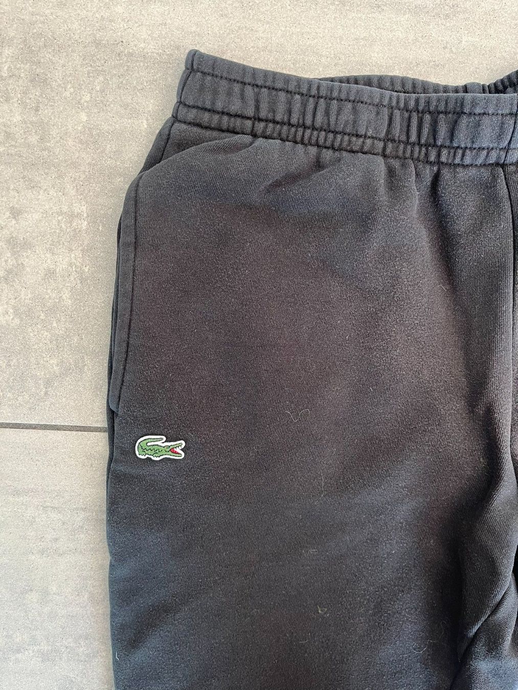 Lacoste Hosen: LACOSTE Trainerhose lang Schwarz – Gebraucht aus Otelfingen von Denis_ZH 1