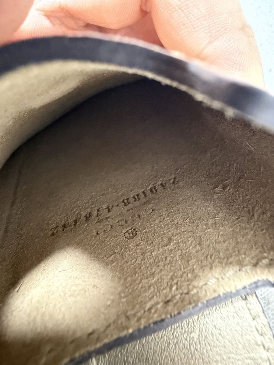 Gucci Covers & Schutzfolien: Schutzhülle Gucci GG Monogrammt  Leder  – Gebraucht aus Niederbipp von yar_tf6f 3