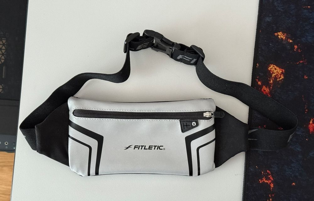 Fitletic Laufgürtel Mit Reißverschluss – Wasserabweisend, Verstellbar (72-102 Cm), Für Handy, Schlüssel, Pass