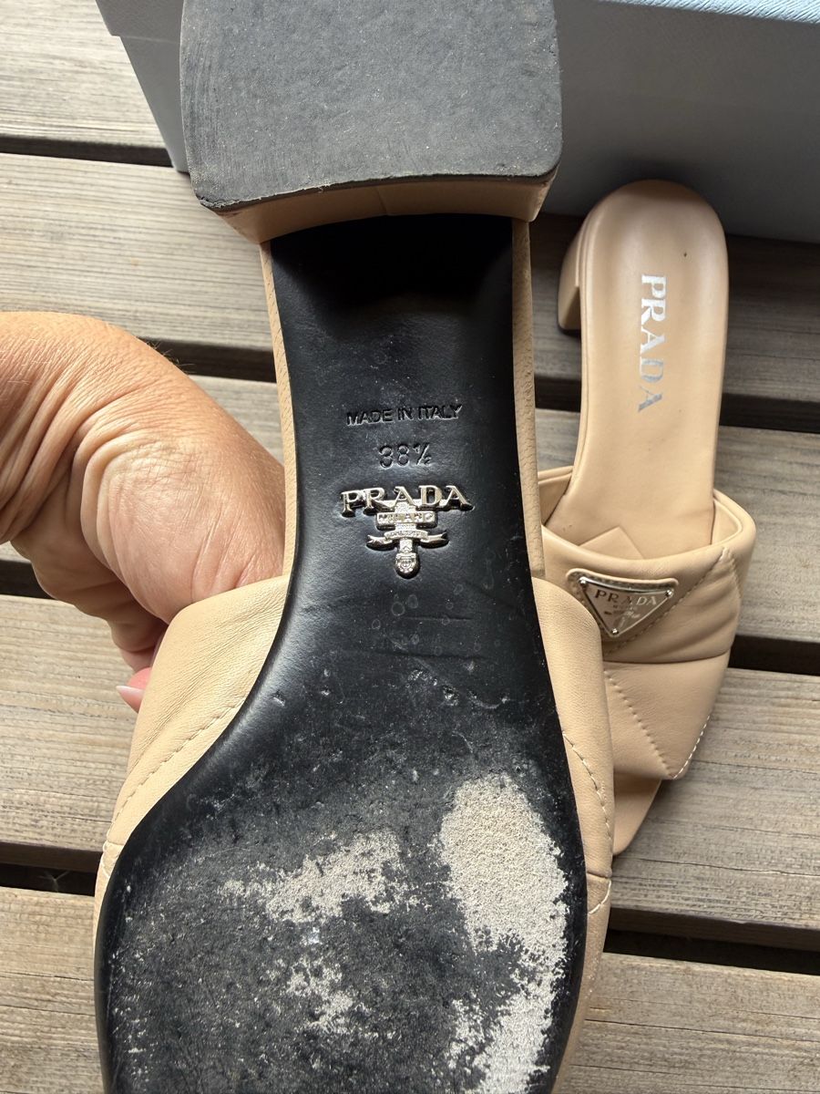 Prada Damenschuhe: PRADA Sandalen Leder Beige Gr.38.5 mit Box – Gebraucht aus Zürich von secondhandpassion 3