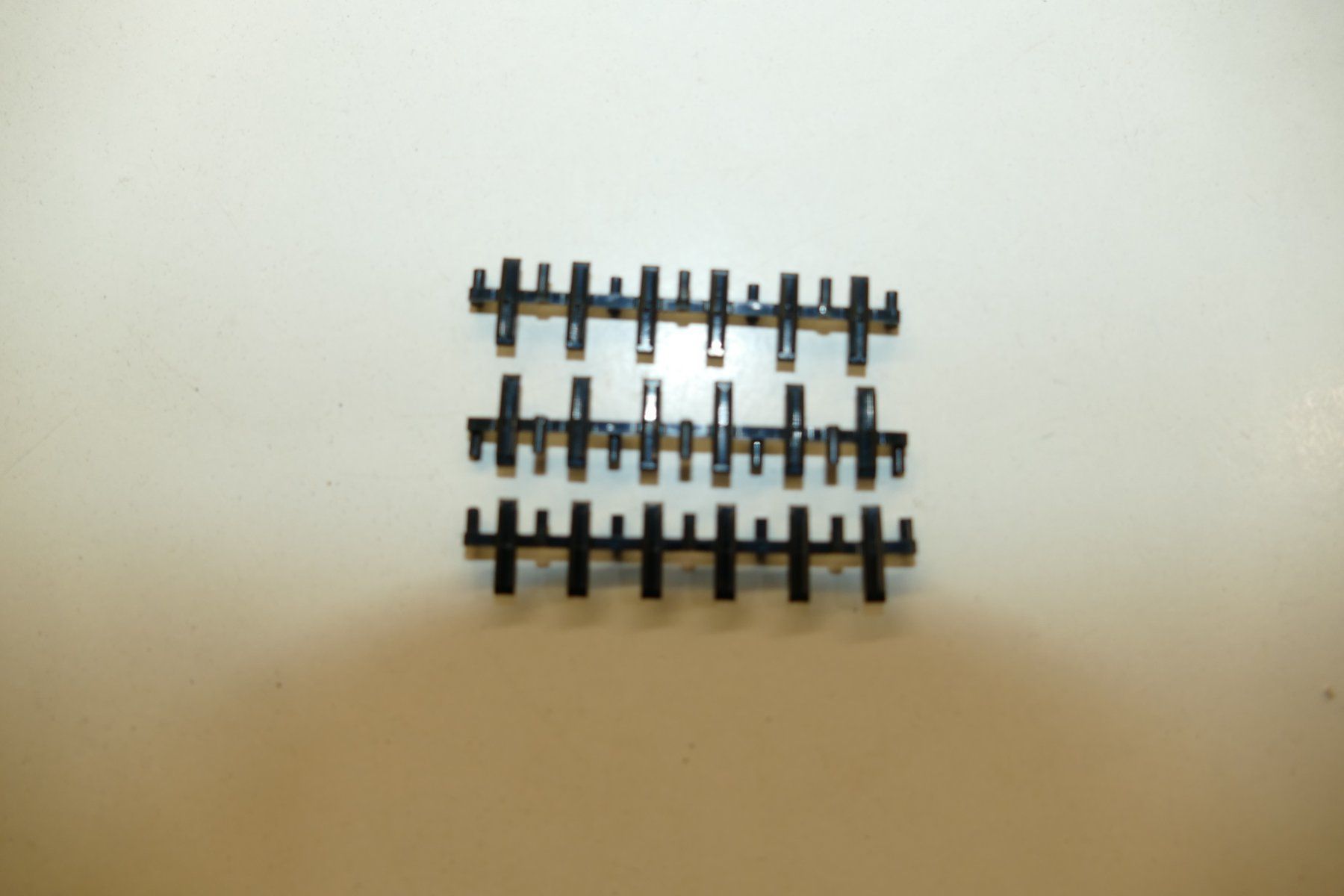 Trix Modellini di ferrovie: Minitrix N: 3x6 Isolier-Schienenverbinder – Nuovo (secondo la descrizione) da Niederhasli venduto da rail-duerst