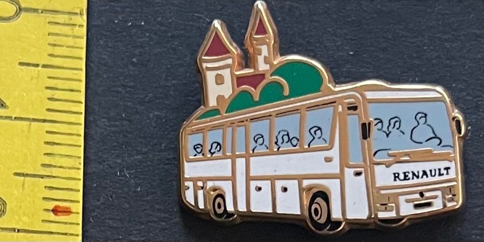 Renault Placchette & Badge: Autobus, Car/ Renault / Pin – Usato da Ostermundigen venduto da DaxKarten-75